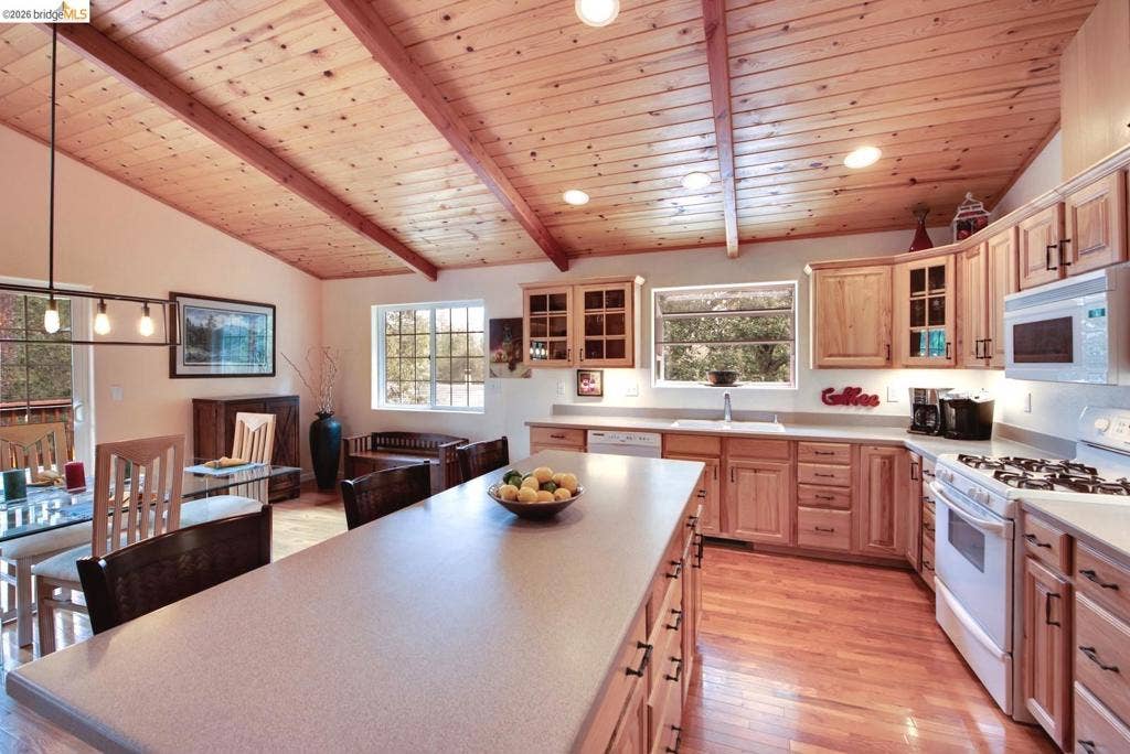 19991 Pine Mountain Dr., Groveland, CA 95321 19991 Pine Mountain Dr., Groveland, CA 95321