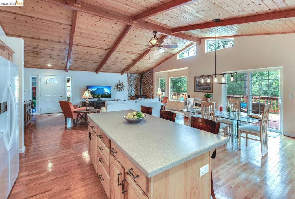 19991 Pine Mountain Dr., Groveland, CA 95321 19991 Pine Mountain Dr., Groveland, CA 95321