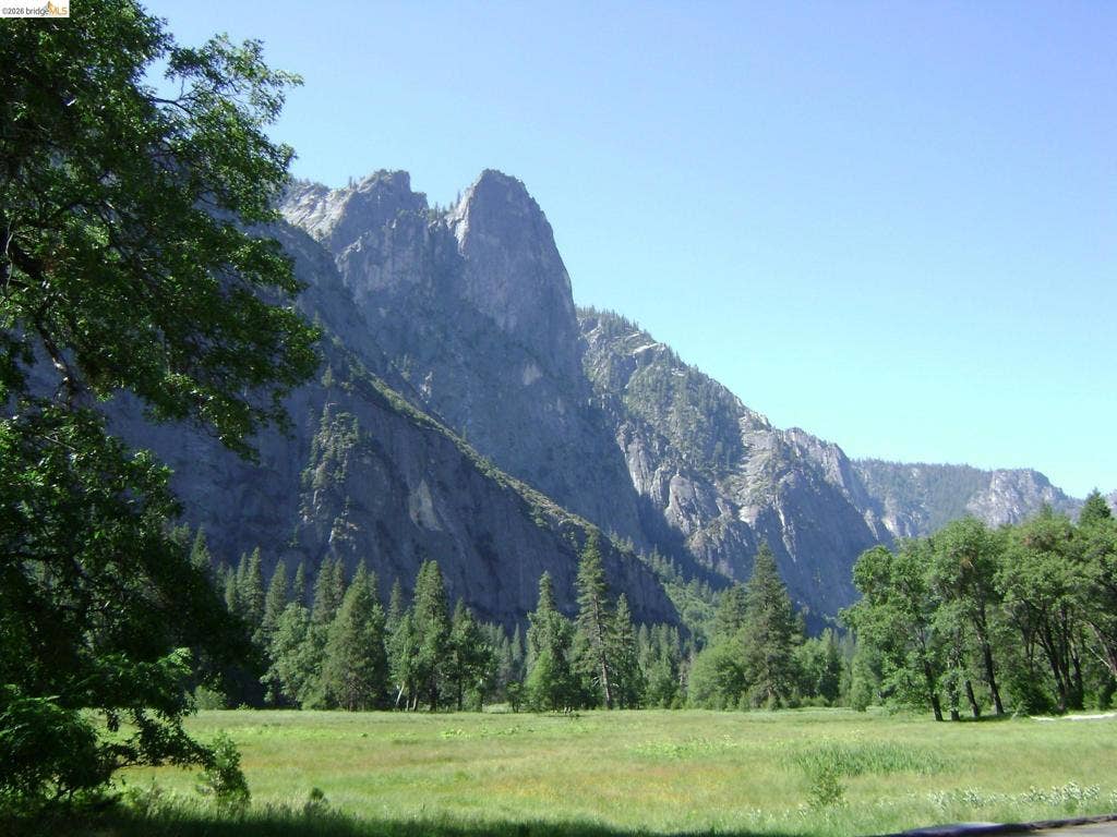19991 Pine Mountain Dr., Groveland, CA 95321 19991 Pine Mountain Dr., Groveland, CA 95321