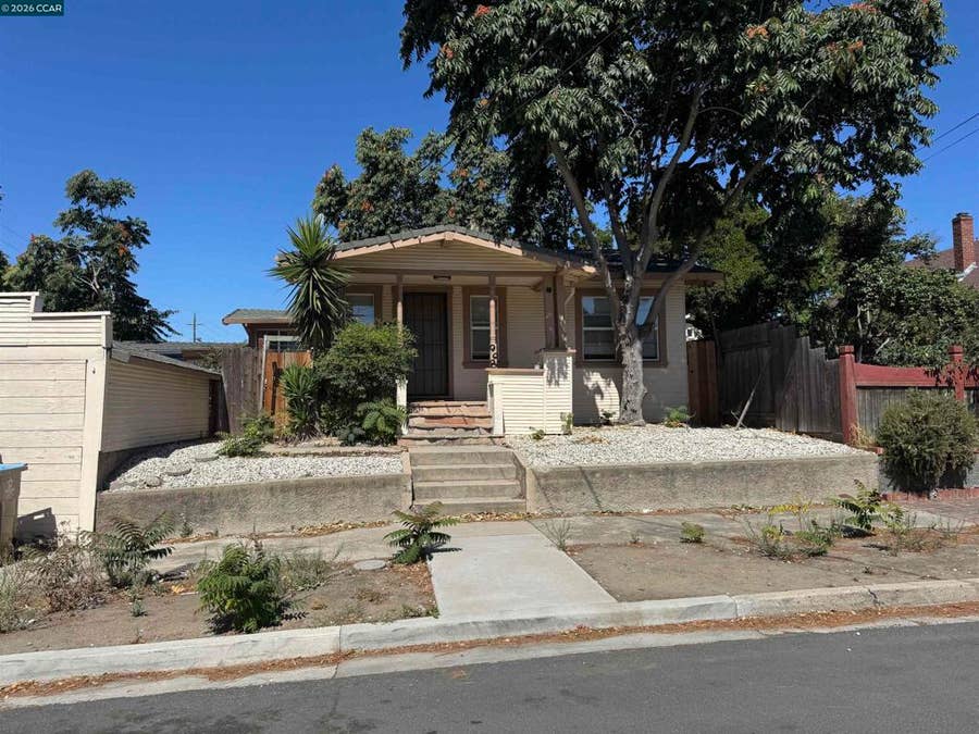 Property photo for 908 C St, Antioch, CA