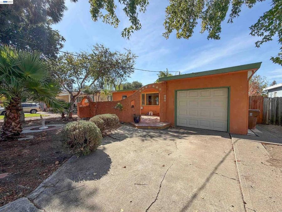 Property photo for 640 E L St, Benicia, CA