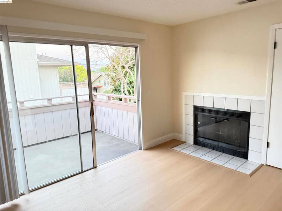 Property photo for 25129 Copa Del Oro Dr, #203, Hayward, CA