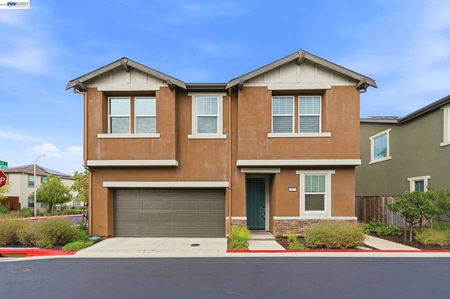Property photo for 617 Whisper Ln, Pittsburg, CA