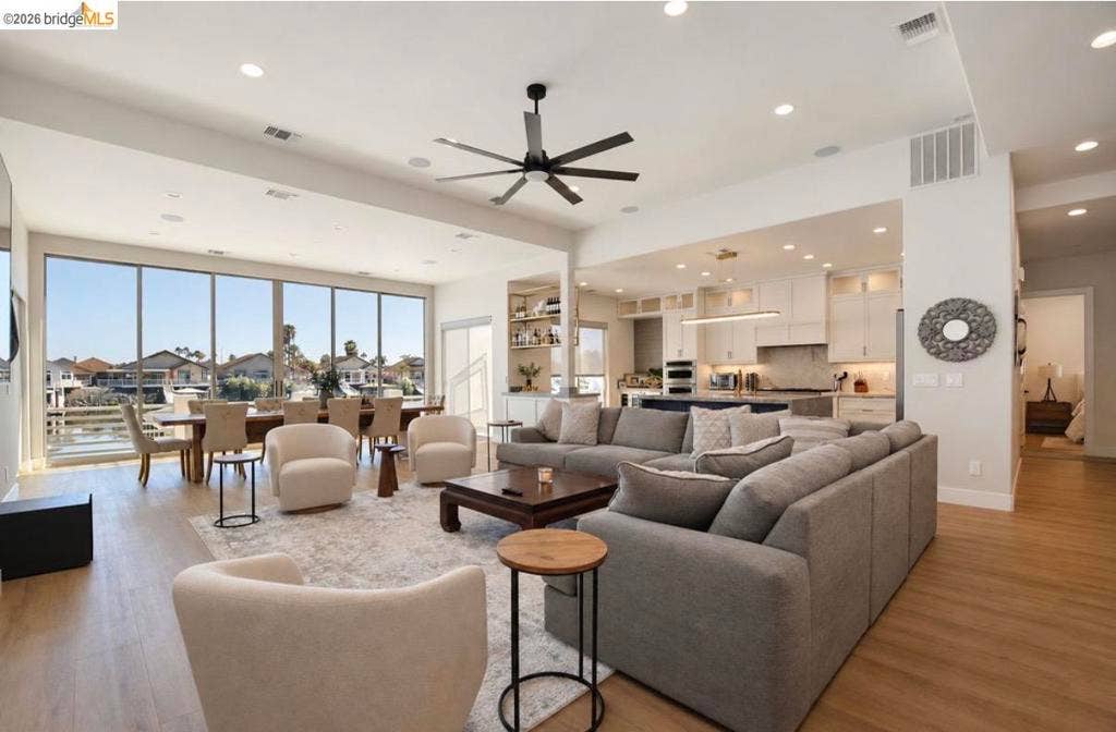 3944 Lighthouse Pl, Discovery Bay, CA 94505 3944 Lighthouse Pl, Discovery Bay, CA 94505