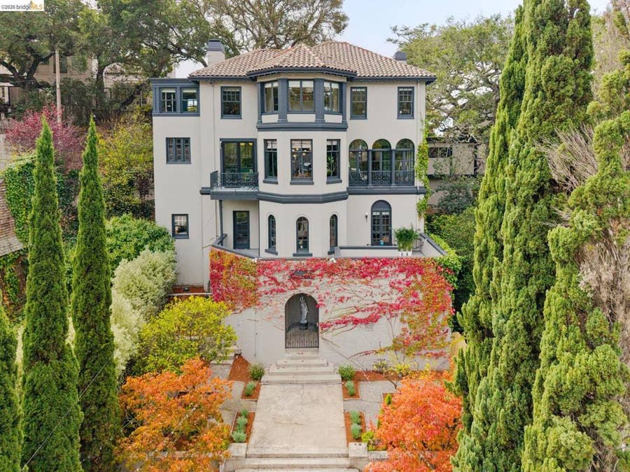 Property photo for 20 Oak Ridge Rd, Berkeley, CA