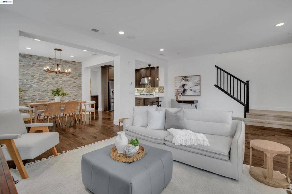 772 Tranquility Cir, #1, Livermore, CA 94551