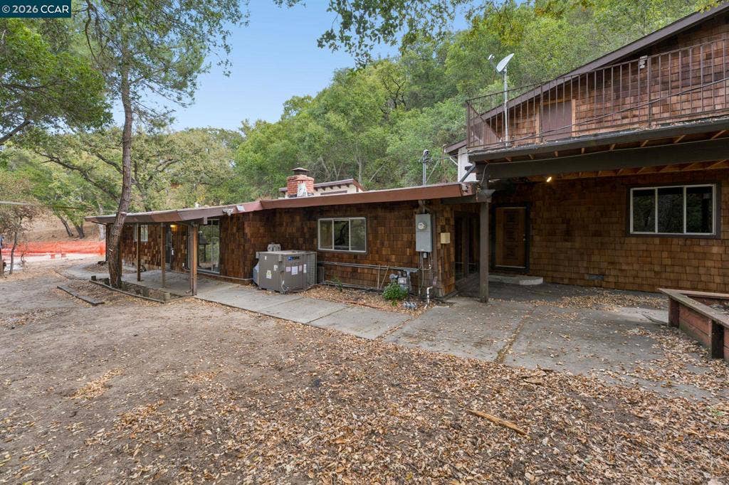 3471 Springhill Rd, Lafayette, CA 94549 3471 Springhill Rd, Lafayette, CA 94549