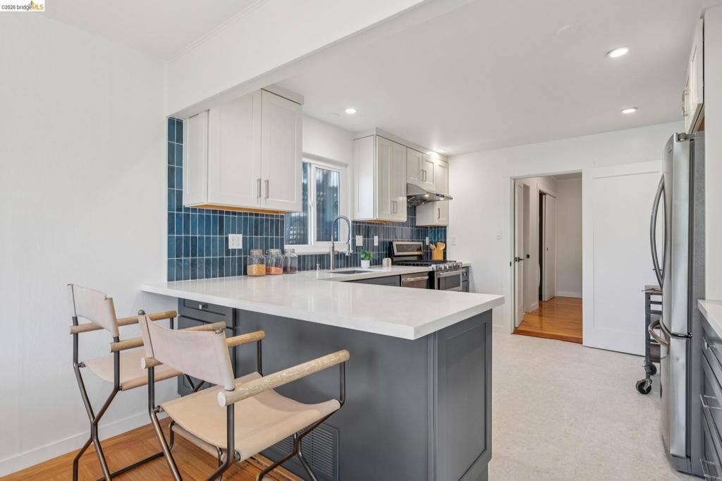 189 Fairlawn Dr, Berkeley, CA 94708