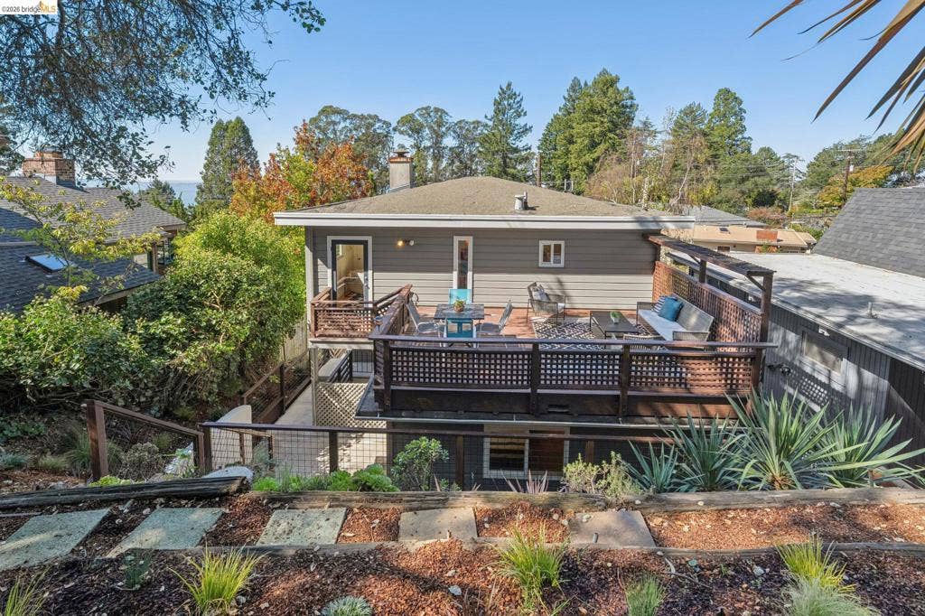189 Fairlawn Dr, Berkeley, CA 94708