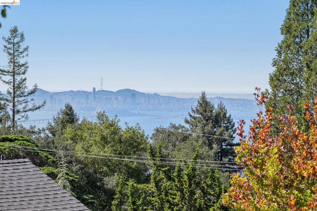 189 Fairlawn Dr, Berkeley, CA 94708