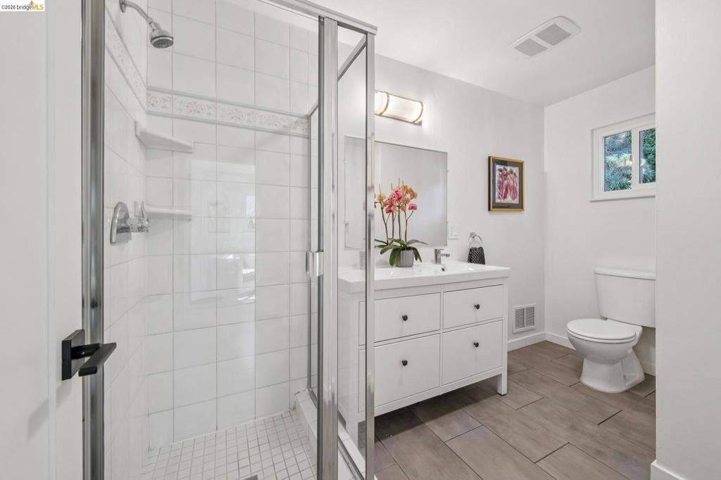 189 Fairlawn Dr, Berkeley, CA 94708