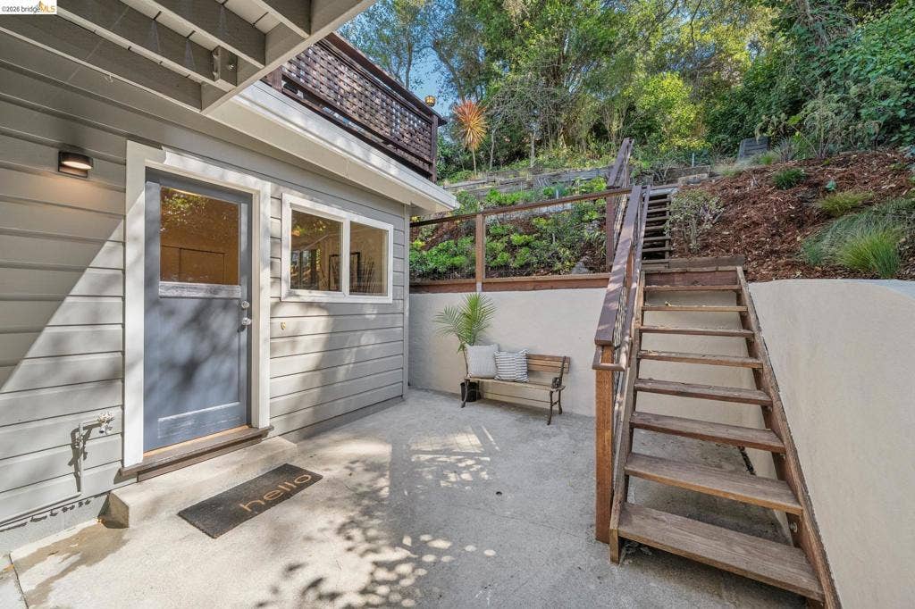 189 Fairlawn Dr, Berkeley, CA 94708