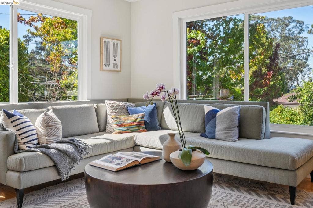 189 Fairlawn Dr, Berkeley, CA 94708