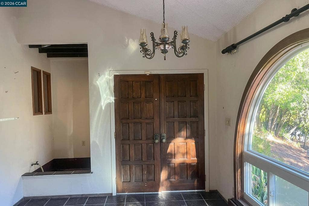 337 Livorna Heights Rd, Alamo, CA 94507
