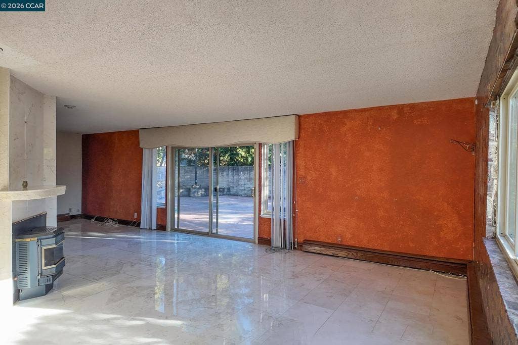 337 Livorna Heights Rd, Alamo, CA 94507