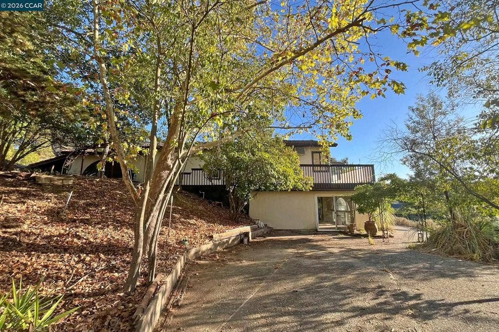 337 Livorna Heights Rd, Alamo, CA 94507
