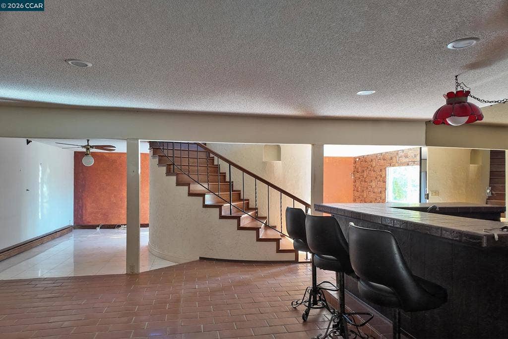 337 Livorna Heights Rd, Alamo, CA 94507