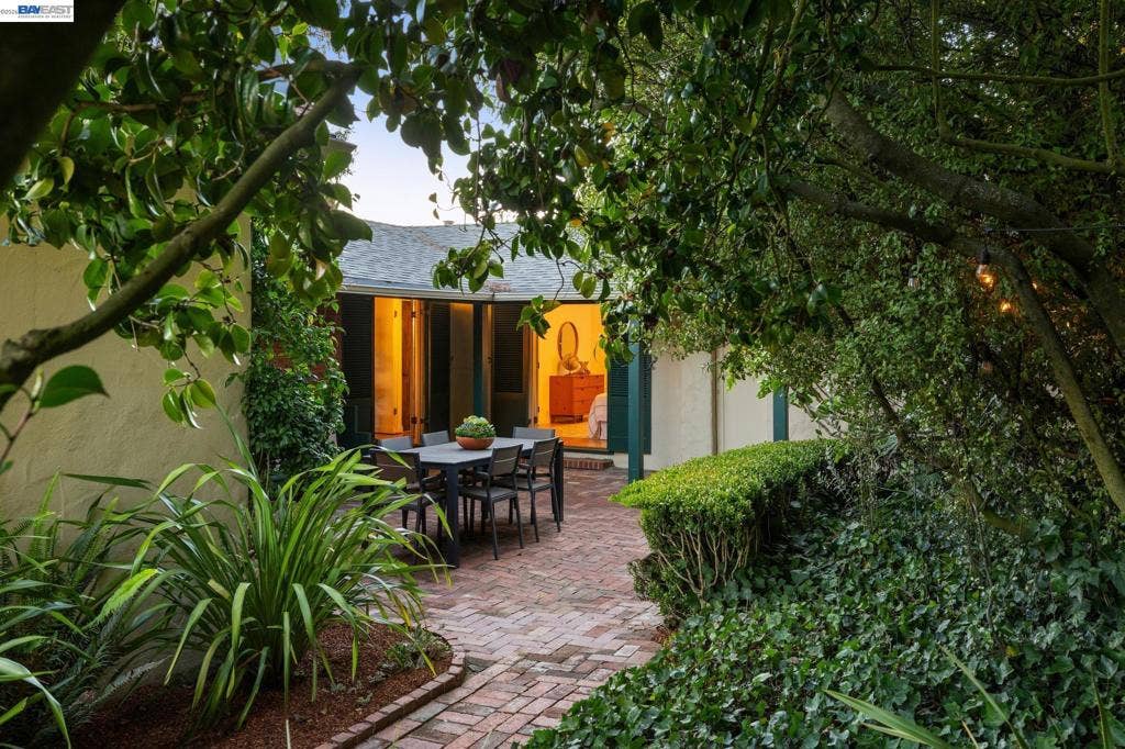 748 KEELER AVE, Berkeley, CA 94708