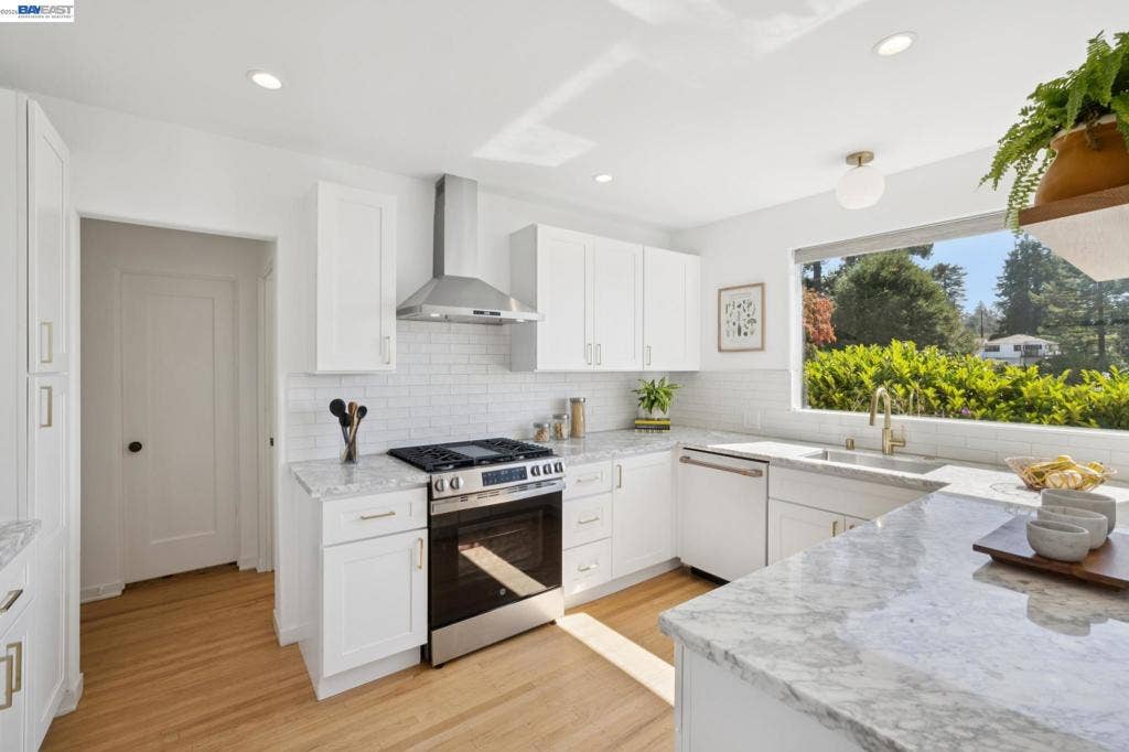 748 KEELER AVE, Berkeley, CA 94708