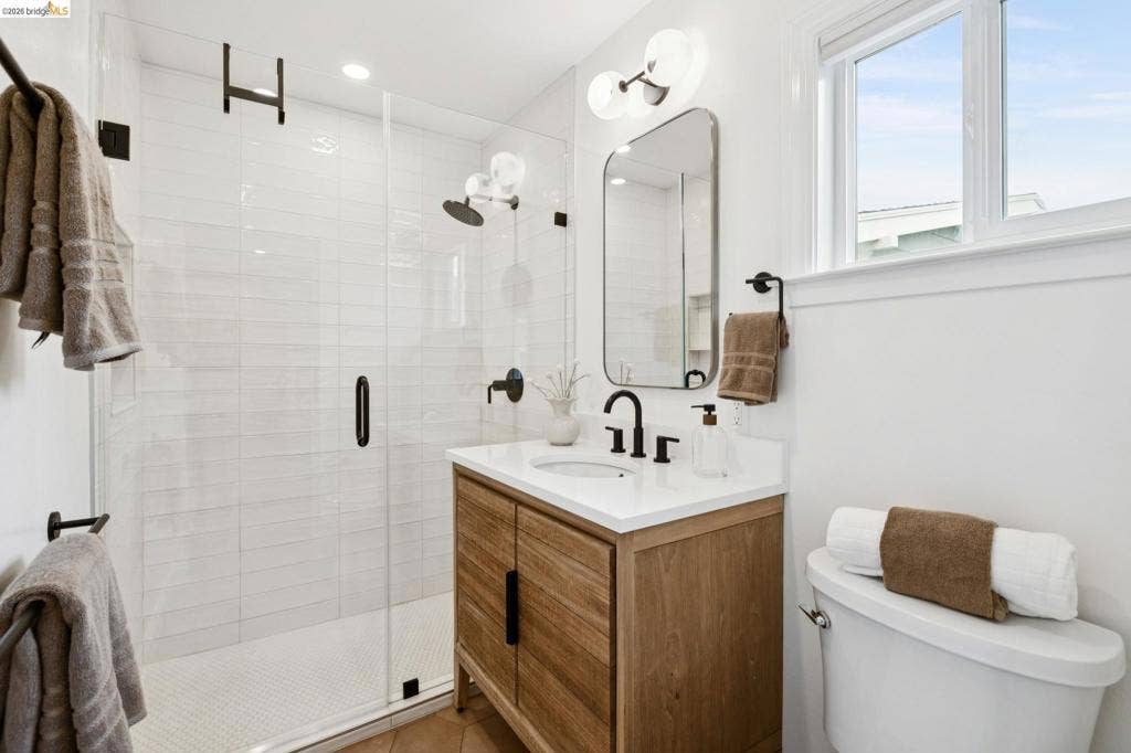 811 Lexington Ave, El Cerrito, CA 94530