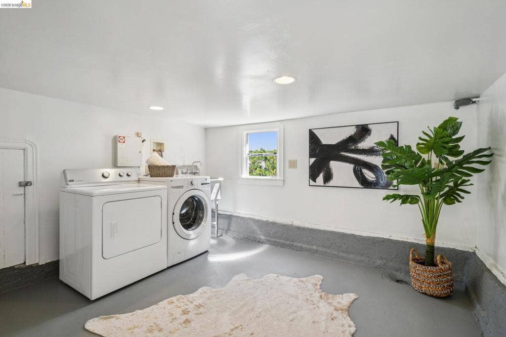 5819 Patton Street, Oakland, CA 94618-1624