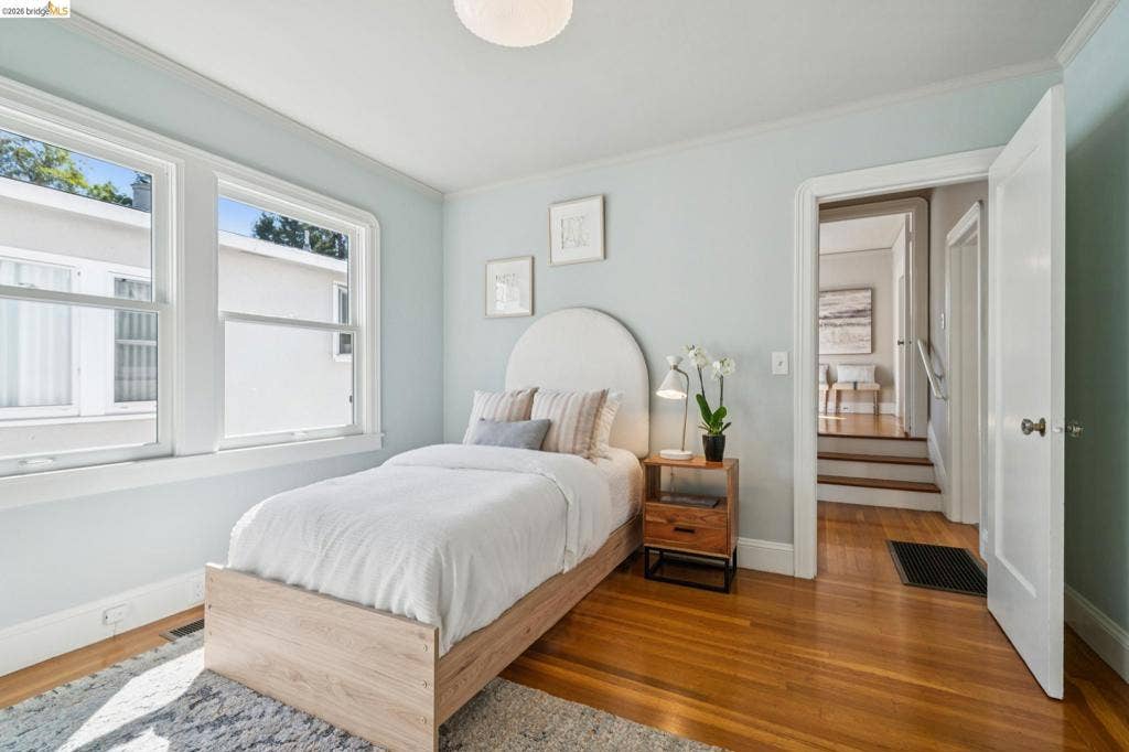 5819 Patton Street, Oakland, CA 94618-1624