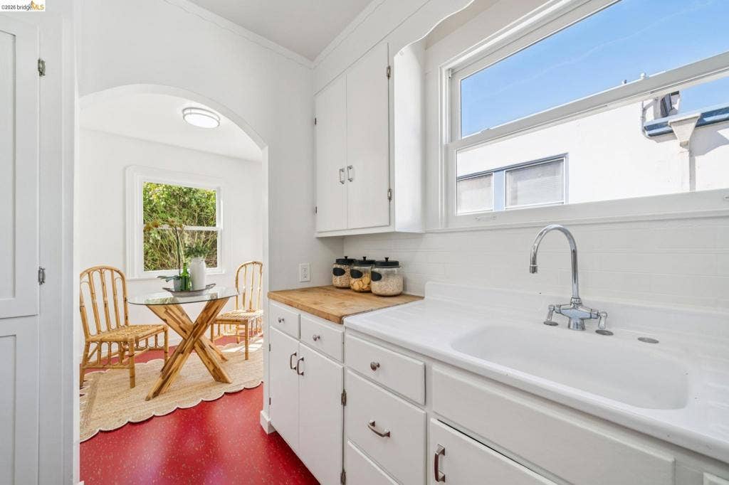 5819 Patton Street, Oakland, CA 94618-1624