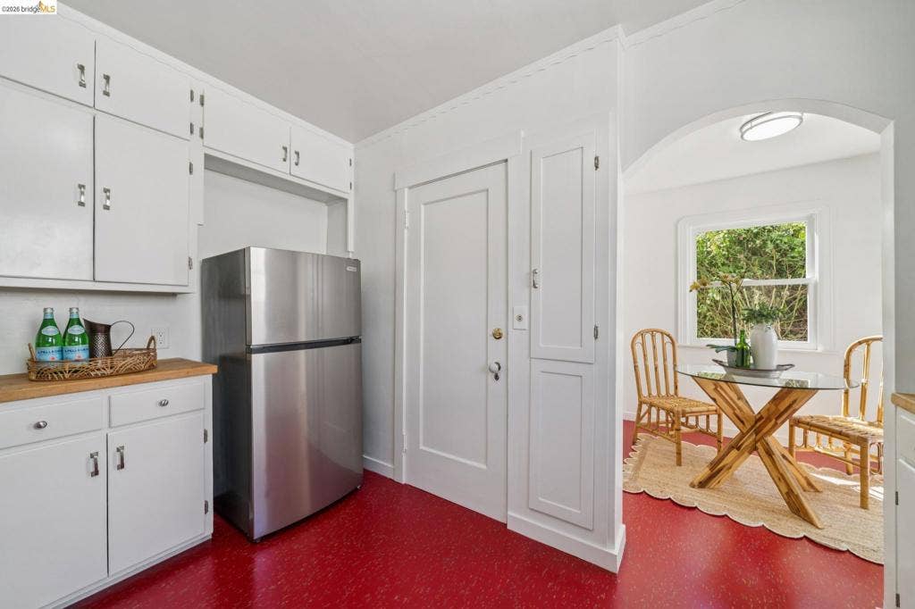 5819 Patton Street, Oakland, CA 94618-1624