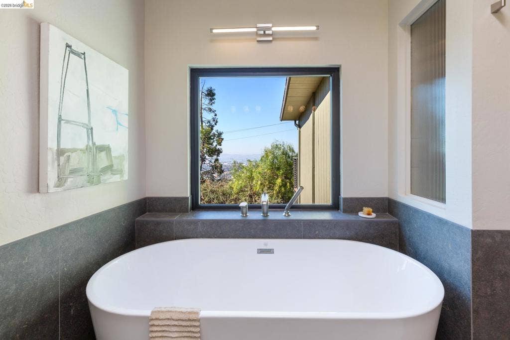 2724 Shasta Road, Berkeley, CA 94708 2724 Shasta Road, Berkeley, CA 94708