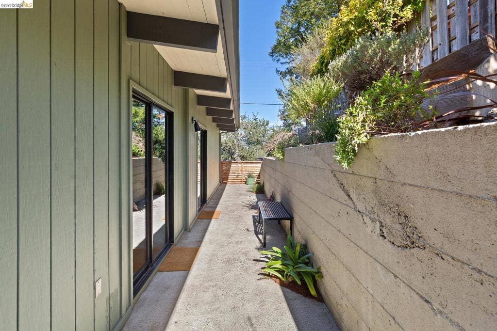 2724 Shasta Road, Berkeley, CA 94708 2724 Shasta Road, Berkeley, CA 94708