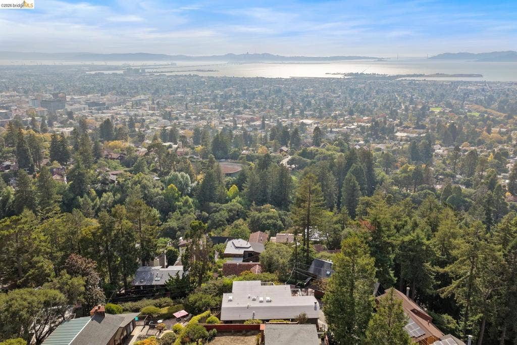 2724 Shasta Road, Berkeley, CA 94708 2724 Shasta Road, Berkeley, CA 94708