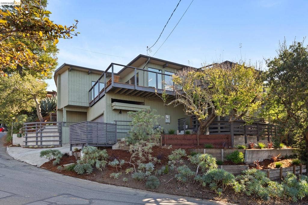 2724 Shasta Road, Berkeley, CA 94708 2724 Shasta Road, Berkeley, CA 94708