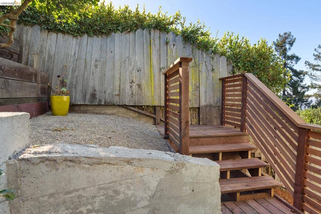 2724 Shasta Road, Berkeley, CA 94708 2724 Shasta Road, Berkeley, CA 94708