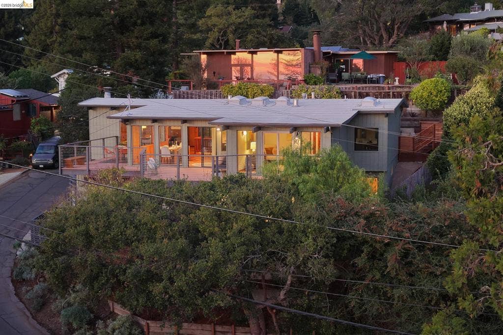 2724 Shasta Road, Berkeley, CA 94708 2724 Shasta Road, Berkeley, CA 94708