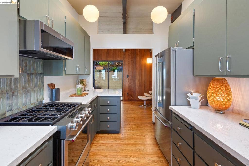 2724 Shasta Road, Berkeley, CA 94708 2724 Shasta Road, Berkeley, CA 94708