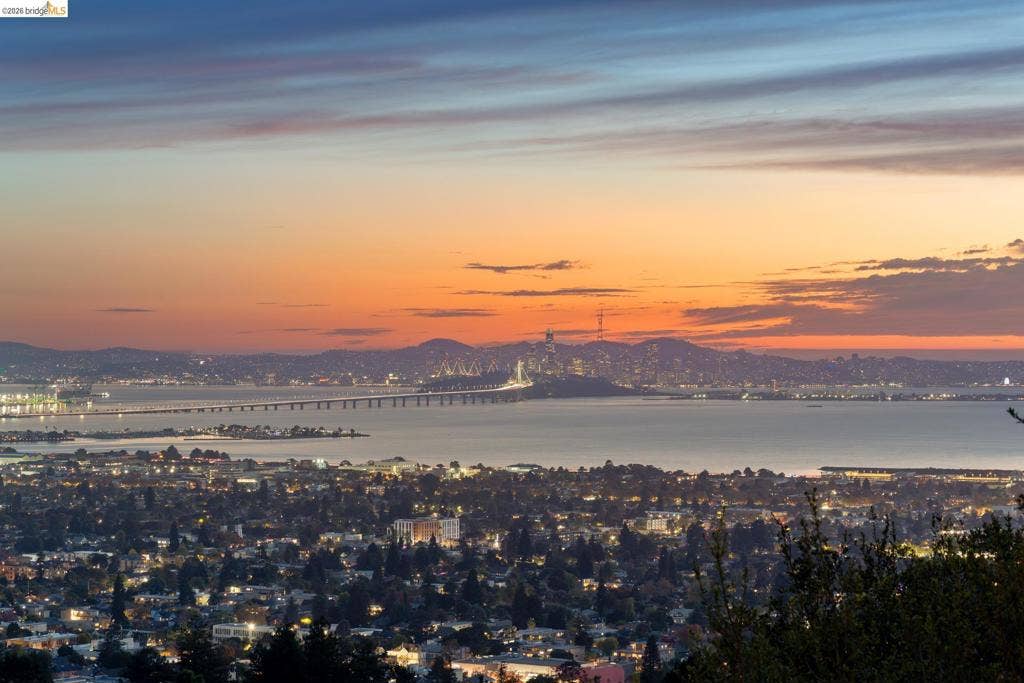 2724 Shasta Road, Berkeley, CA 94708 2724 Shasta Road, Berkeley, CA 94708