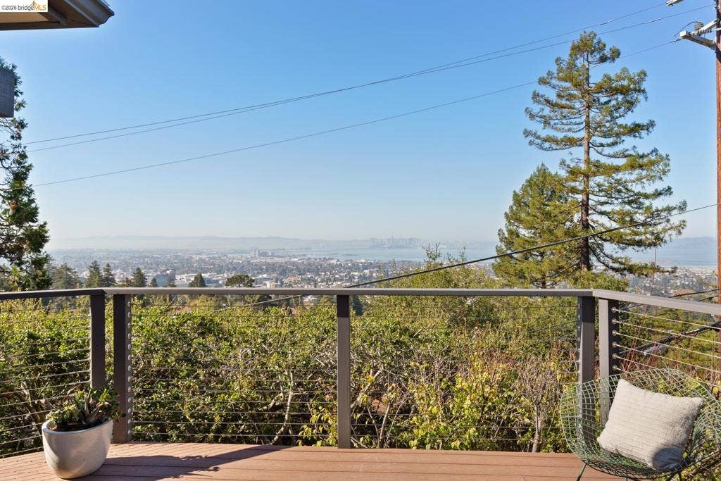 2724 Shasta Road, Berkeley, CA 94708 2724 Shasta Road, Berkeley, CA 94708