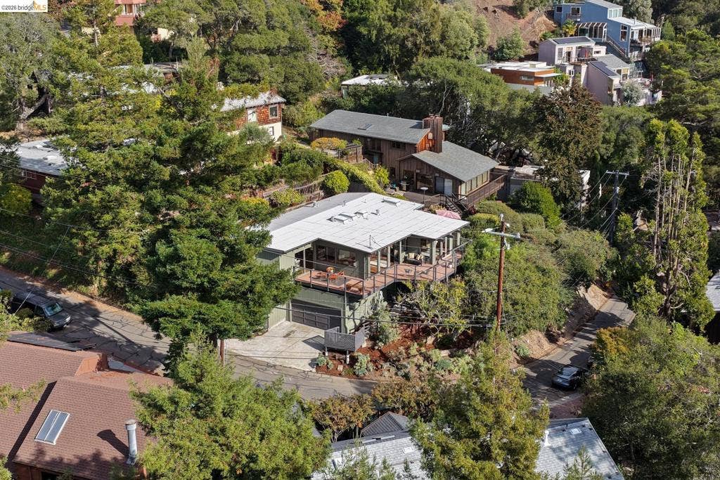2724 Shasta Road, Berkeley, CA 94708 2724 Shasta Road, Berkeley, CA 94708
