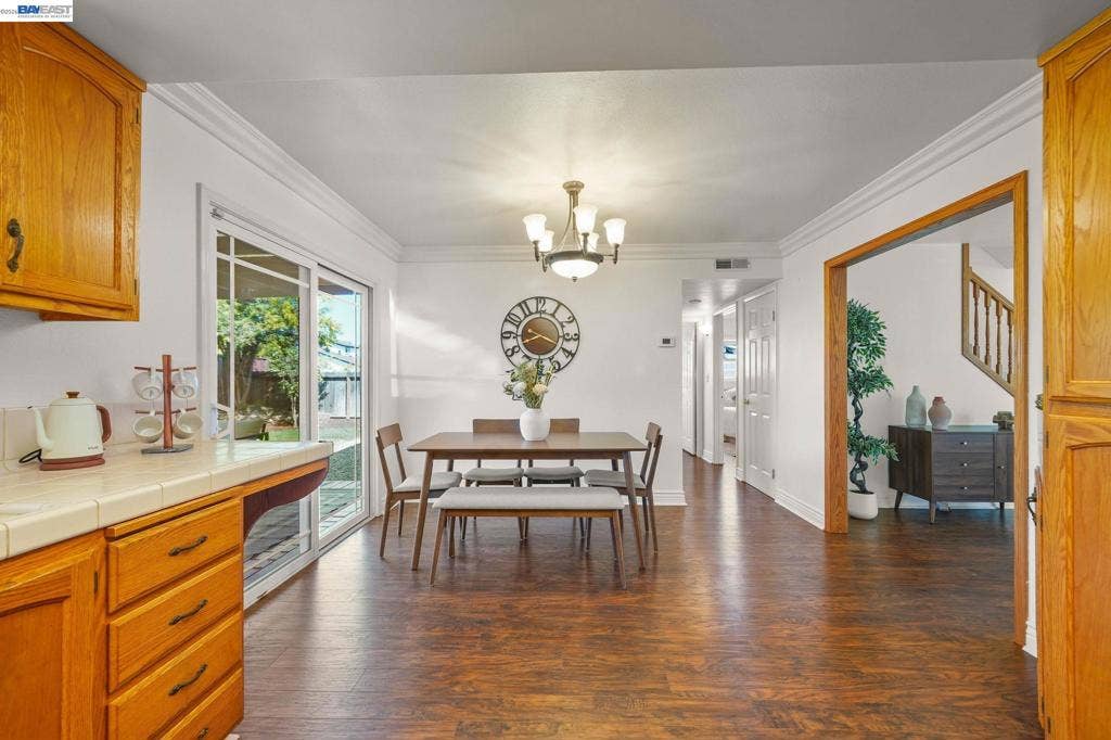 6137 Bennington Dr, Newark, CA 94560