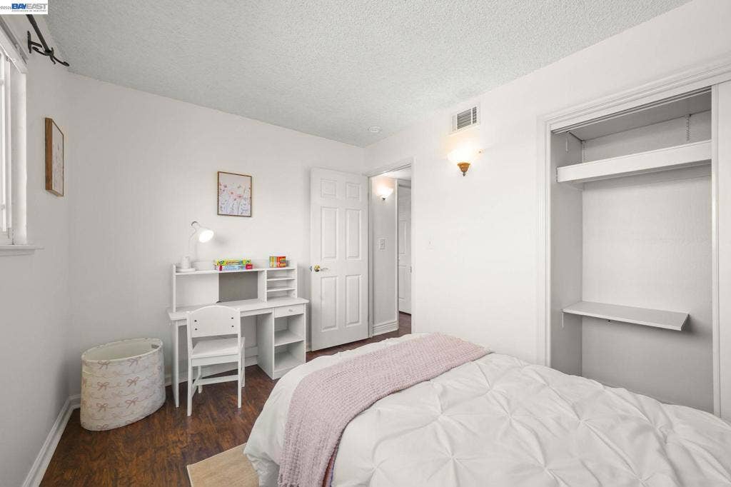 6137 Bennington Dr, Newark, CA 94560