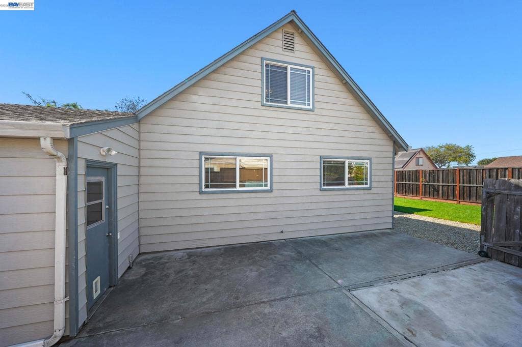 6137 Bennington Dr, Newark, CA 94560