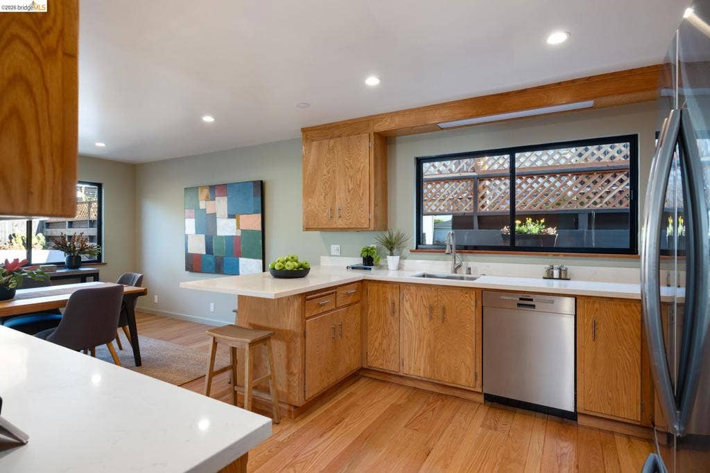 6735 Kenilworth Ave, El Cerrito, CA 94530