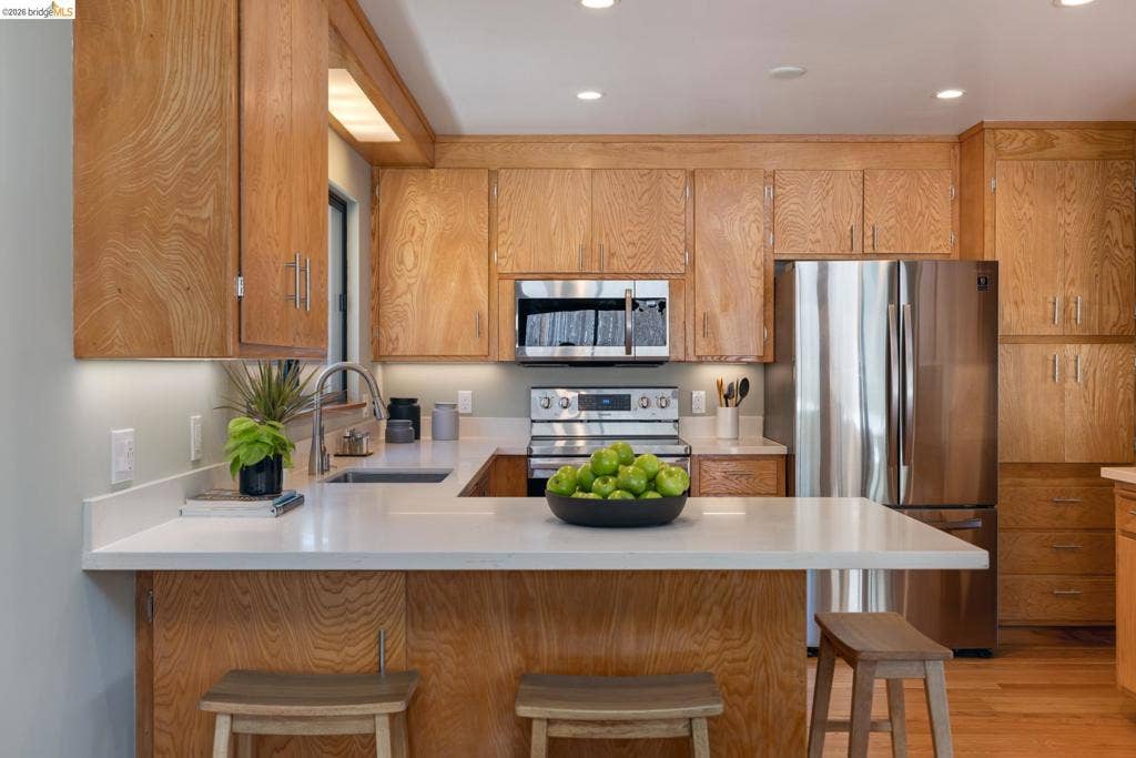 6735 Kenilworth Ave, El Cerrito, CA 94530
