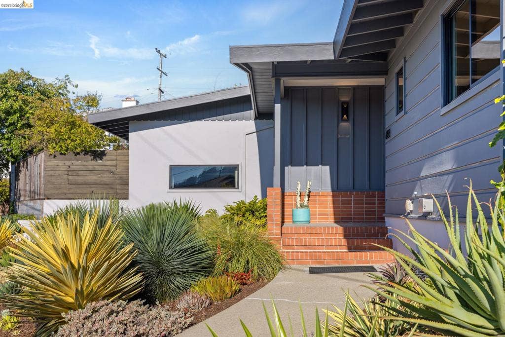 6735 Kenilworth Ave, El Cerrito, CA 94530