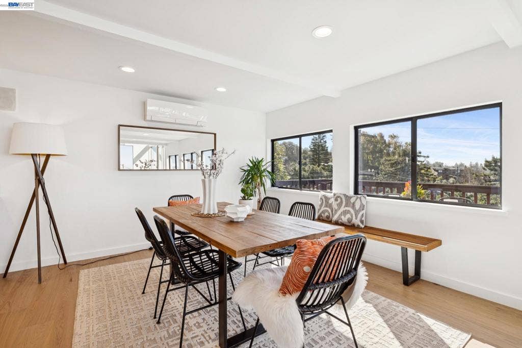 1085 STERLING AVE, Berkeley, CA 94708