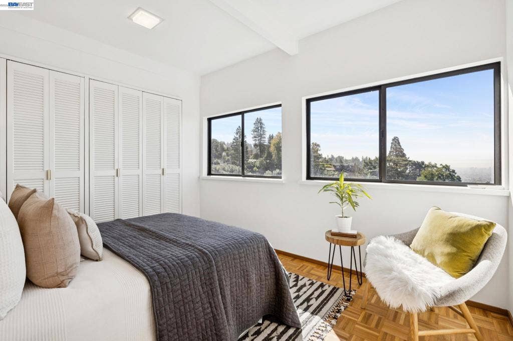1085 STERLING AVE, Berkeley, CA 94708