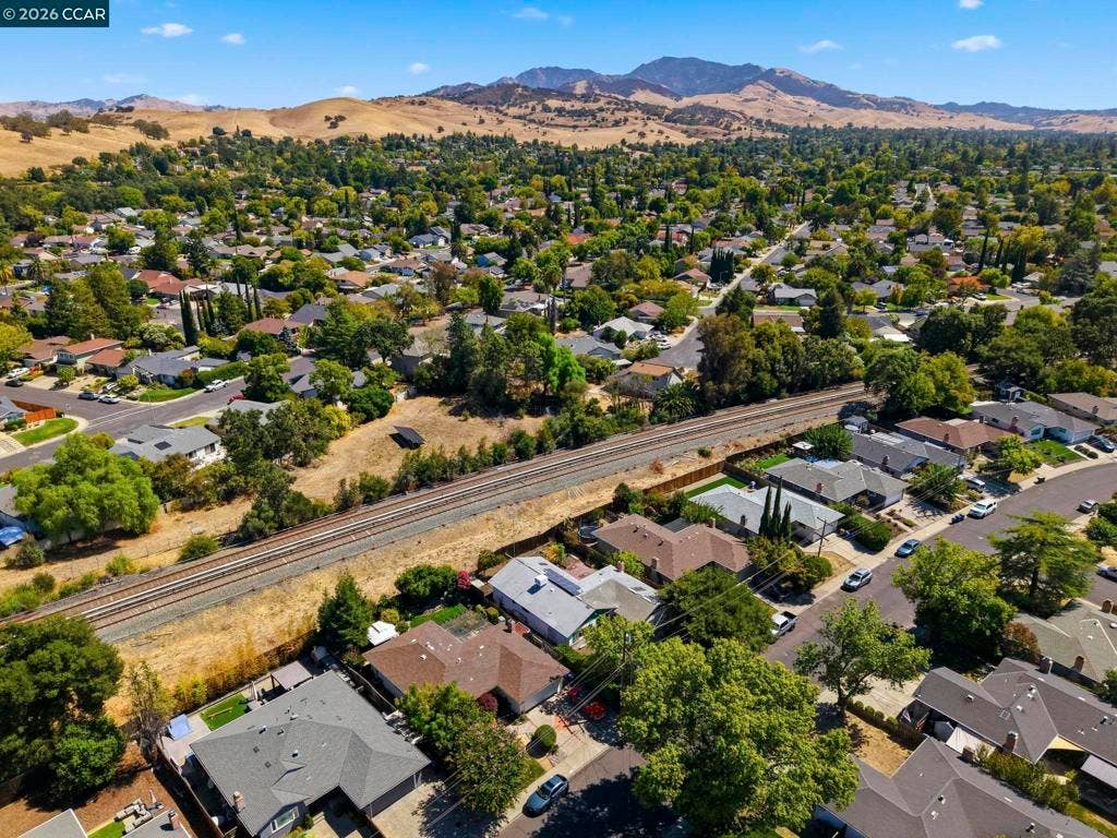 2414 Charlotte Ave, Concord, CA 94518
