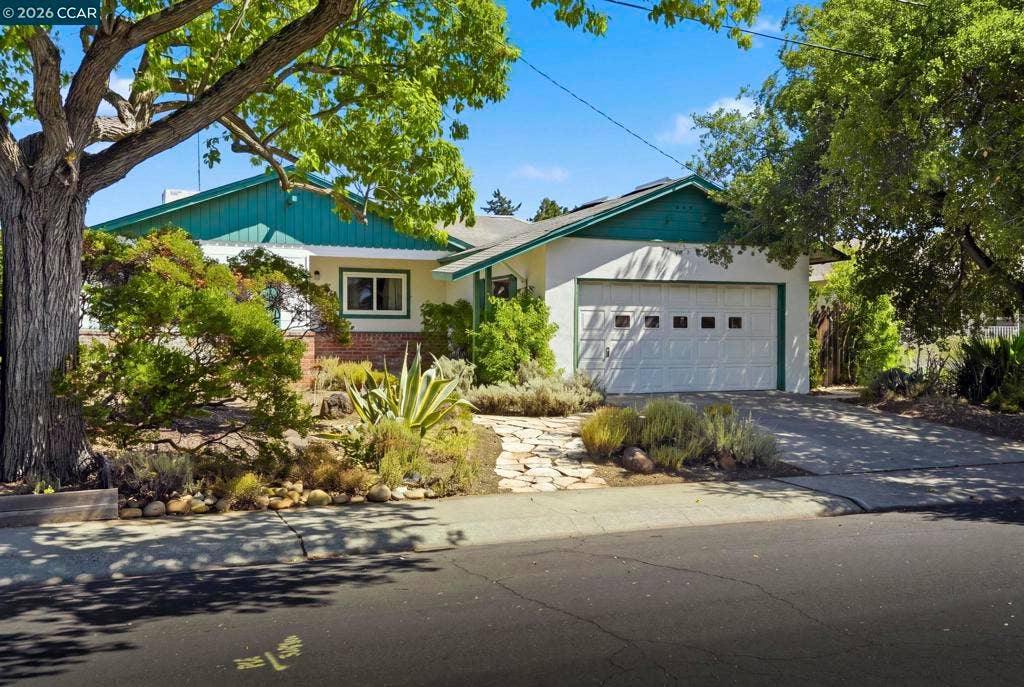 2414 Charlotte Ave, Concord, CA 94518