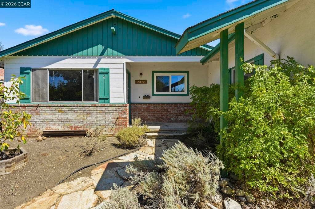 2414 Charlotte Ave, Concord, CA 94518