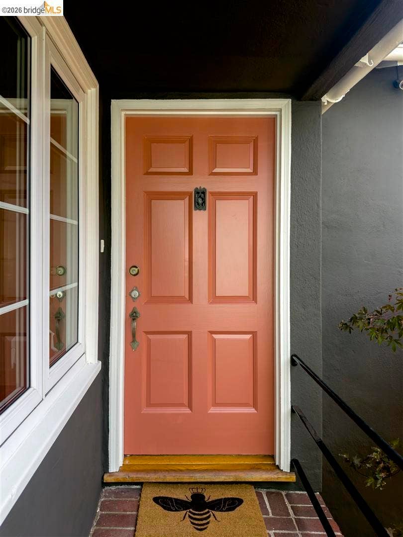 3842 Enos Ave, Oakland, CA 94619